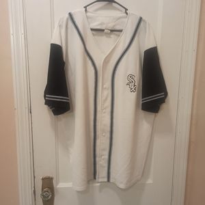 Chicago white Sox jersey. Size XL